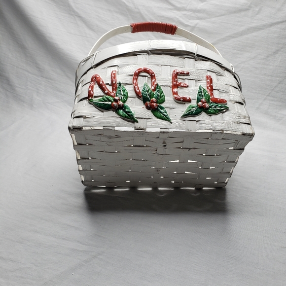Two Wicker Holiday Christmas Wicker Baskets Letters Noel and Rustic Reindeer - Picture 11 of 14